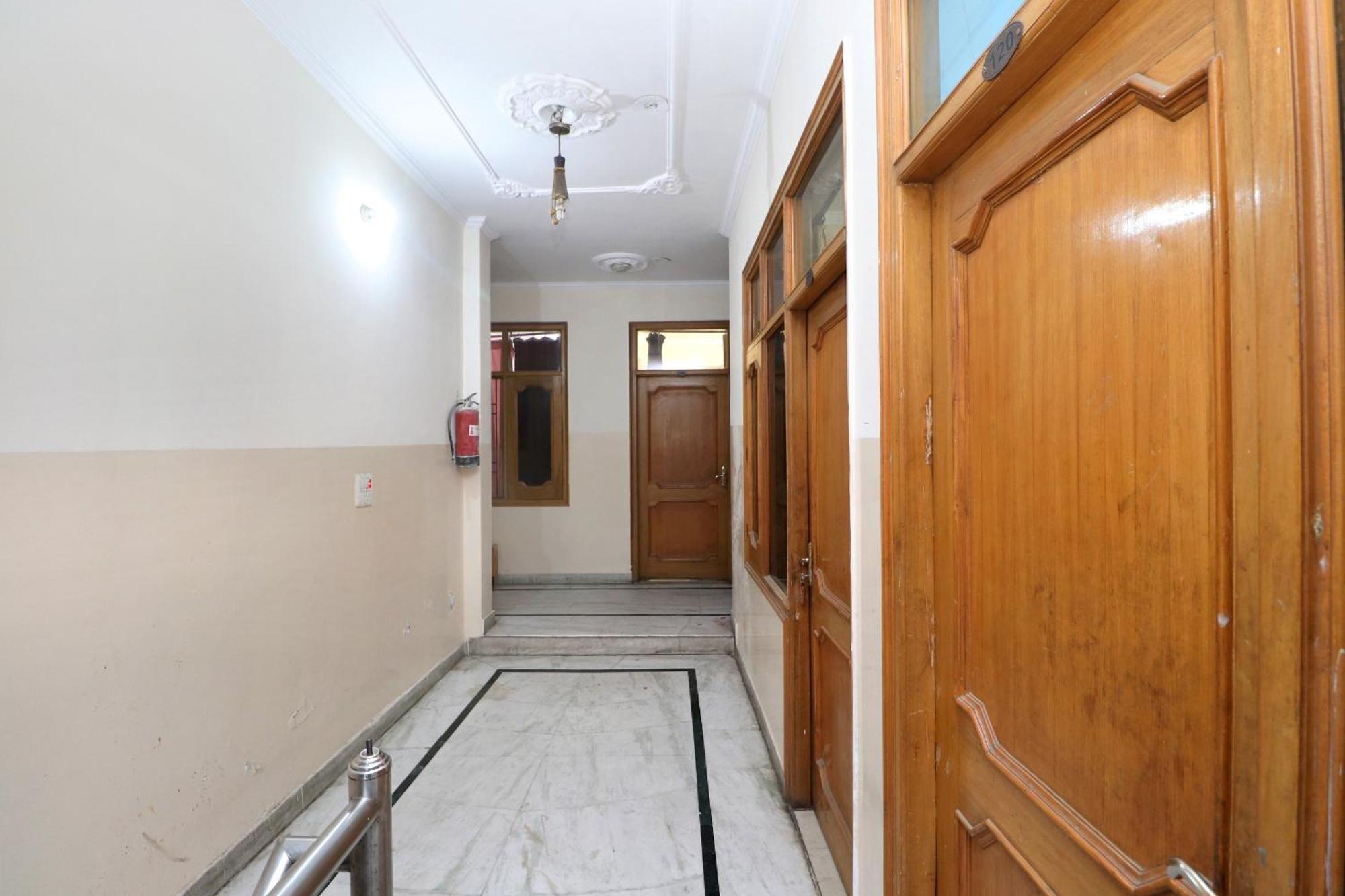 O Ashoka Residency